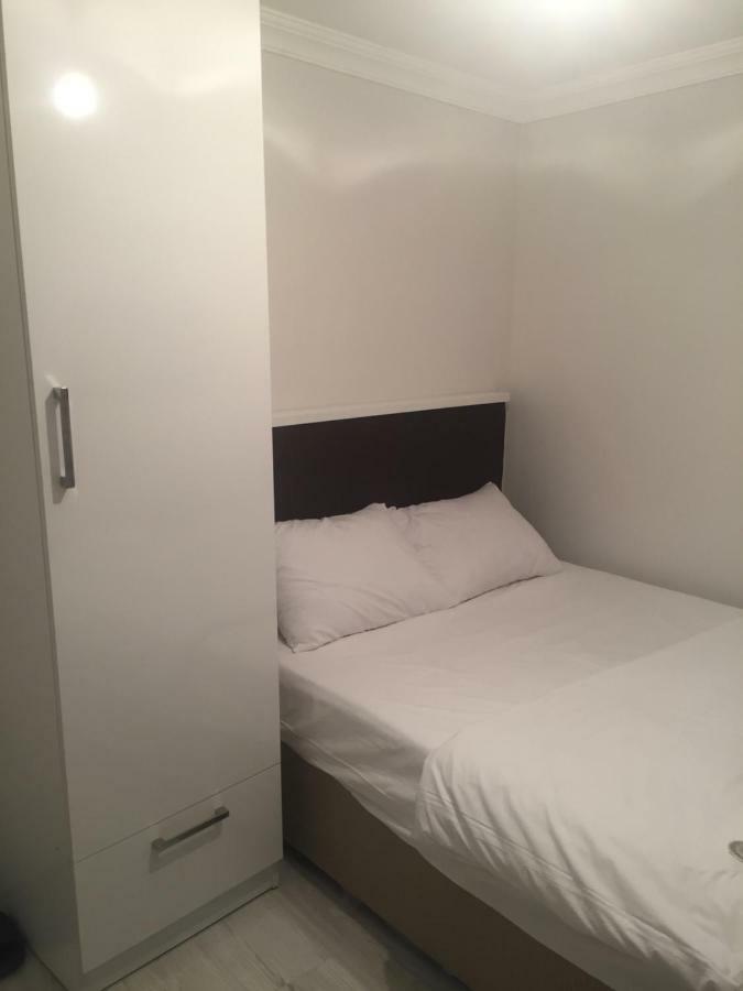 Serhat Apart Otel Istanbul Exterior foto
