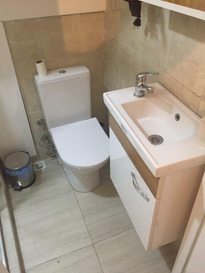 Serhat Apart Otel Istanbul Exterior foto